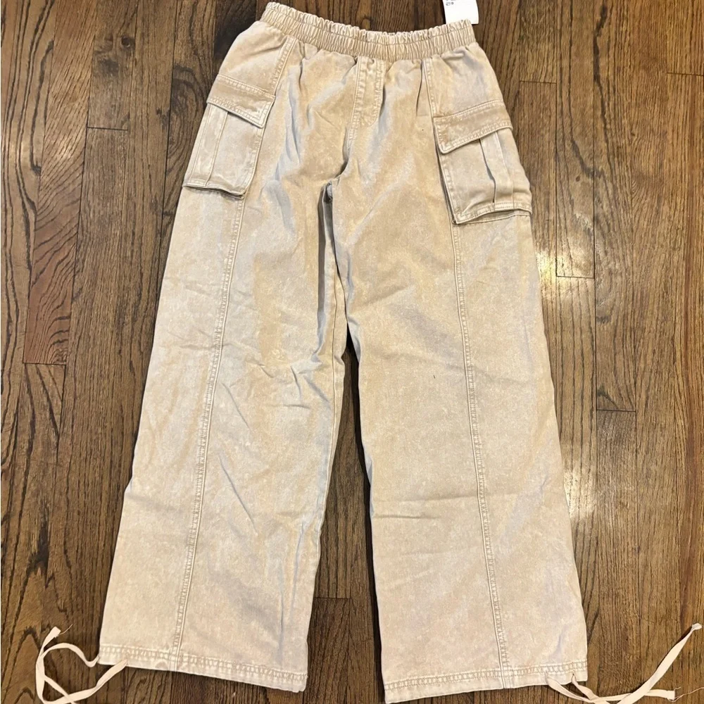 Forever 21 Beige Wide Leg Pants NWT